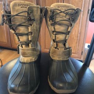 Sperry waterproof boots.  Women’s size medium.